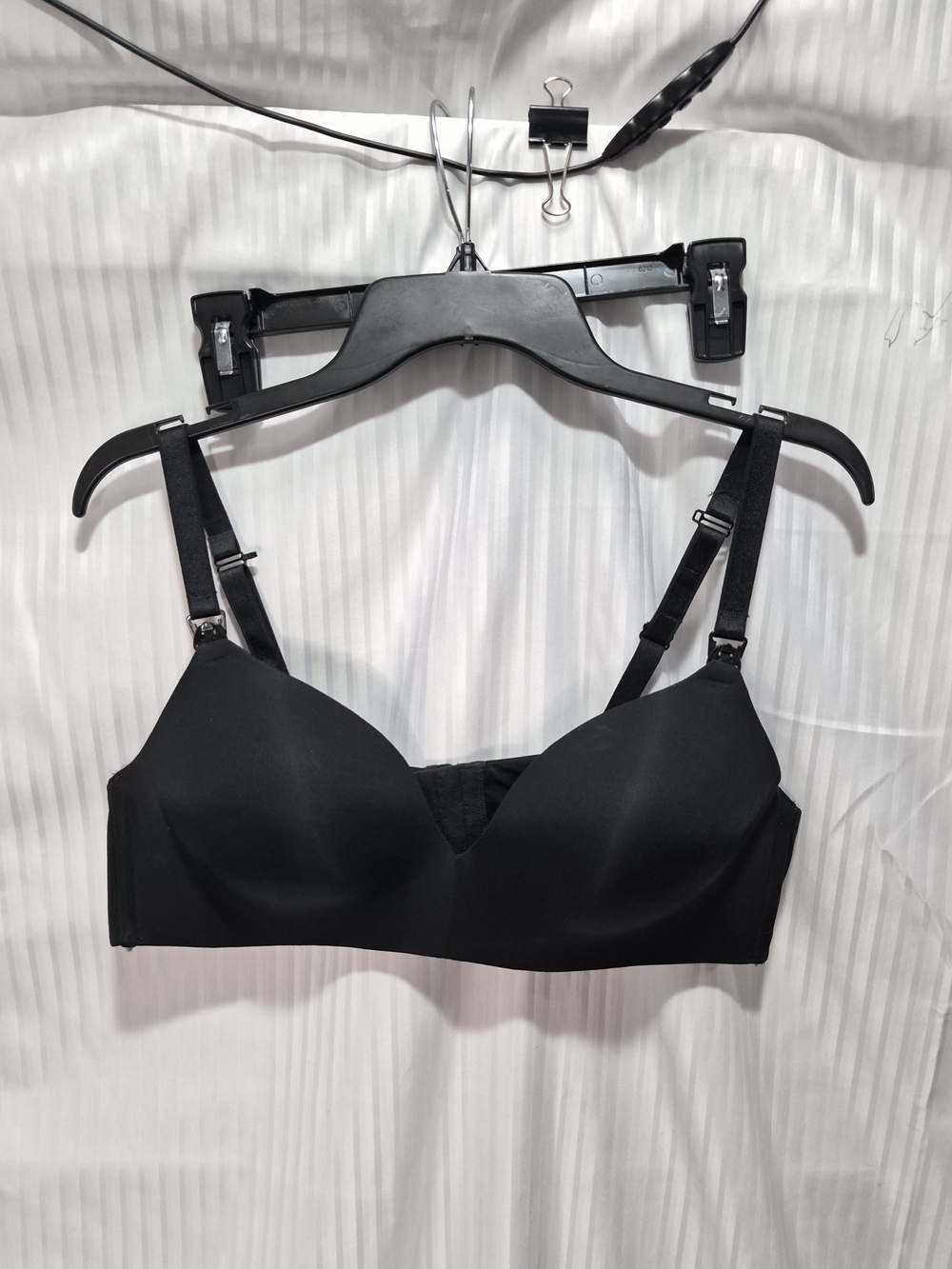 Auden Black Wireless Molded Cup Nursing Bra Size 40C